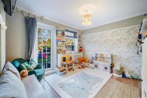 55 Layton Road, Brentford, TW8 0PX