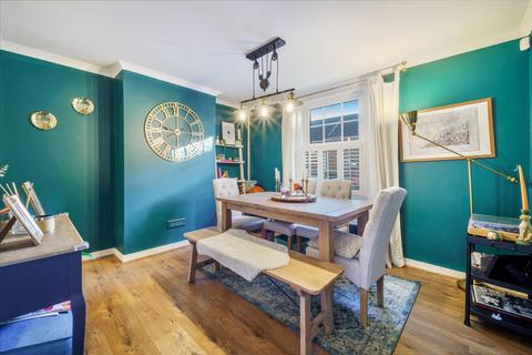 55 Layton Road, Brentford, TW8 0PX