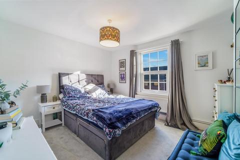 55 Layton Road, Brentford, TW8 0PX
