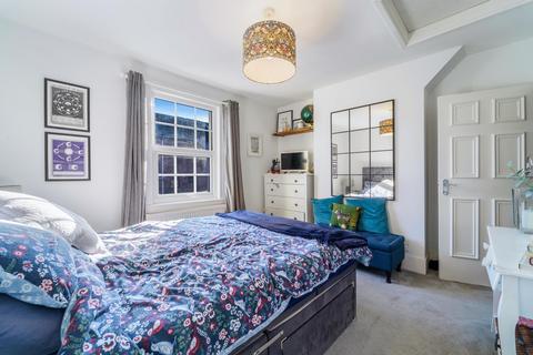 55 Layton Road, Brentford, TW8 0PX