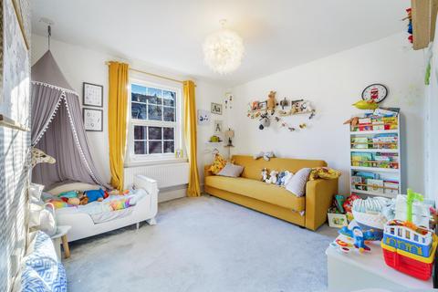 55 Layton Road, Brentford, TW8 0PX
