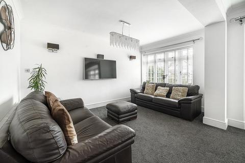 28 Hayes Way, Beckenham, BR3 6RL