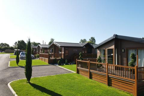 2 bedroom lodge for sale, Knutsford, Cheshire, WA16