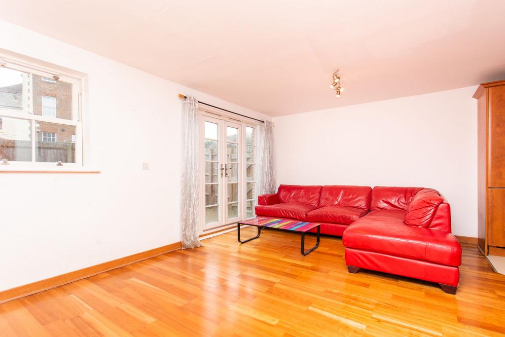 Barton Mill Road, Canterbury, CT1 3 bed detached house for sale £350,000