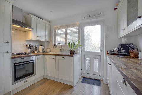 100 Aldebury Road, Maidenhead, SL6 7HE