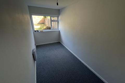 2 bedroom apartment to rent, Parkville Avenue, Birmingham B17