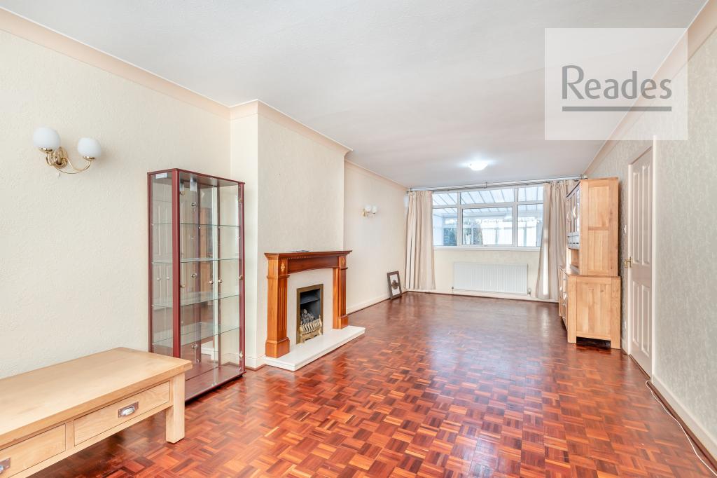 Living/dining rm