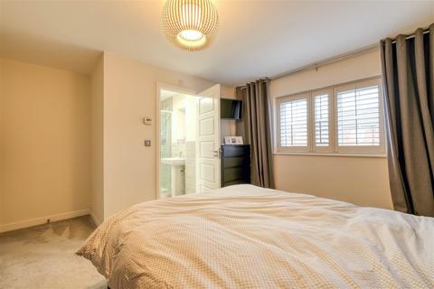 33 Faxfleet Street, Webheath, Redditch, B97 5BX