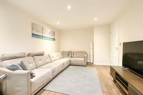 33 Faxfleet Street, Webheath, Redditch, B97 5BX
