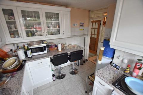 1 bedroom in a house share to rent, Barnsdale Road, Reading