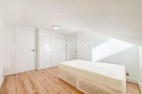 1 bedroom flat to rent, Woodberry Grove, London N4