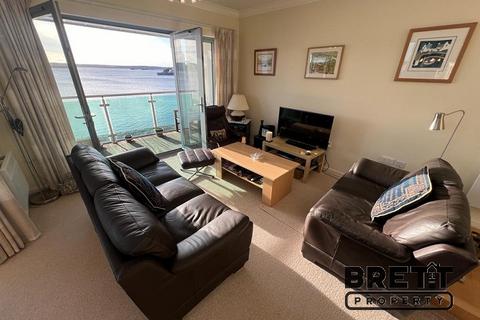 2 bedroom flat for sale, Smoke House Quay, Milford Haven, Pembrokeshire. SA73 3BD