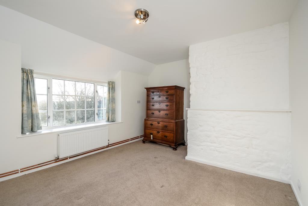 Claydon, Oxfordshire, OX17 3 bed cottage to rent £1,400 pcm (£323 pw)