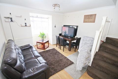 2 bedroom terraced house for sale, The Meadows, Flitwick