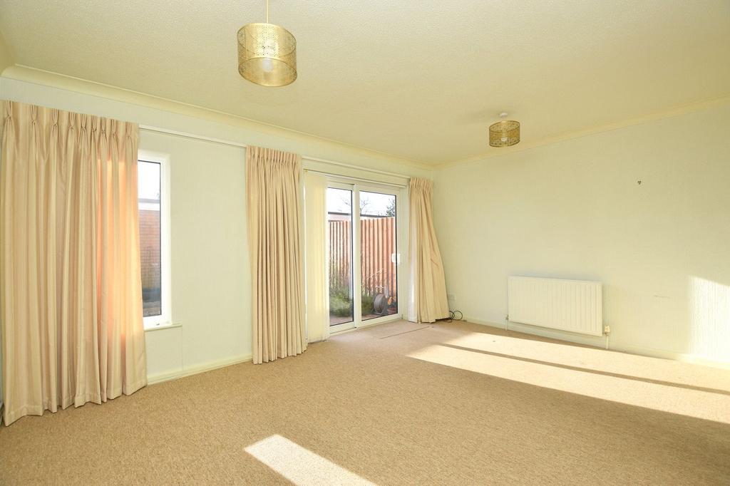 Orwell Road, Felixstowe, Suffolk, IP11 3 bed terraced house for sale