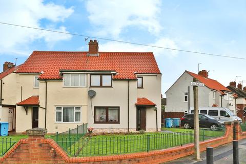 3 bedroom semi-detached house for sale - 1, 4TH Avenue, Hull,  HU6 9NP