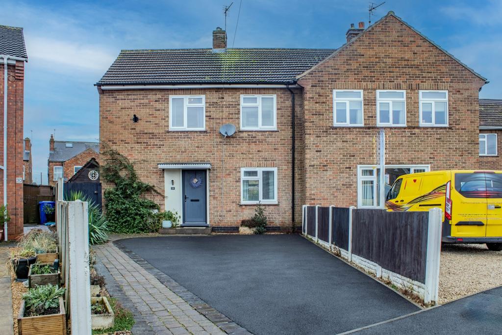 Garfield Avenue, Draycott, Derby... 3 bed semidetached house for sale £260,000