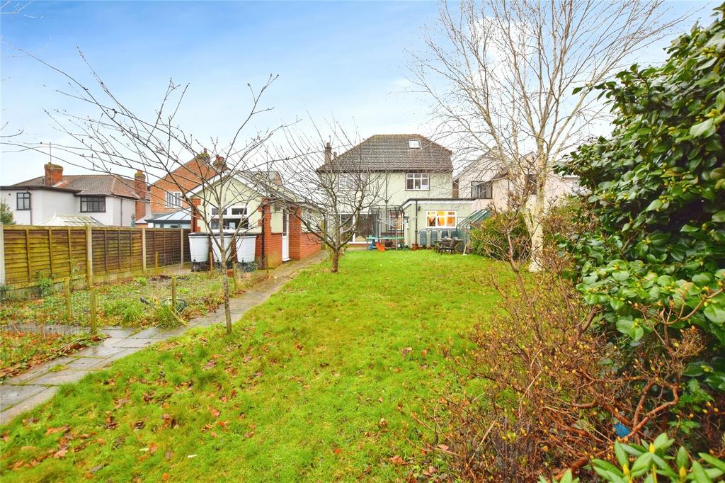 Mile End Road, Colchester, Essex, CO4 4 bed detached house for sale £