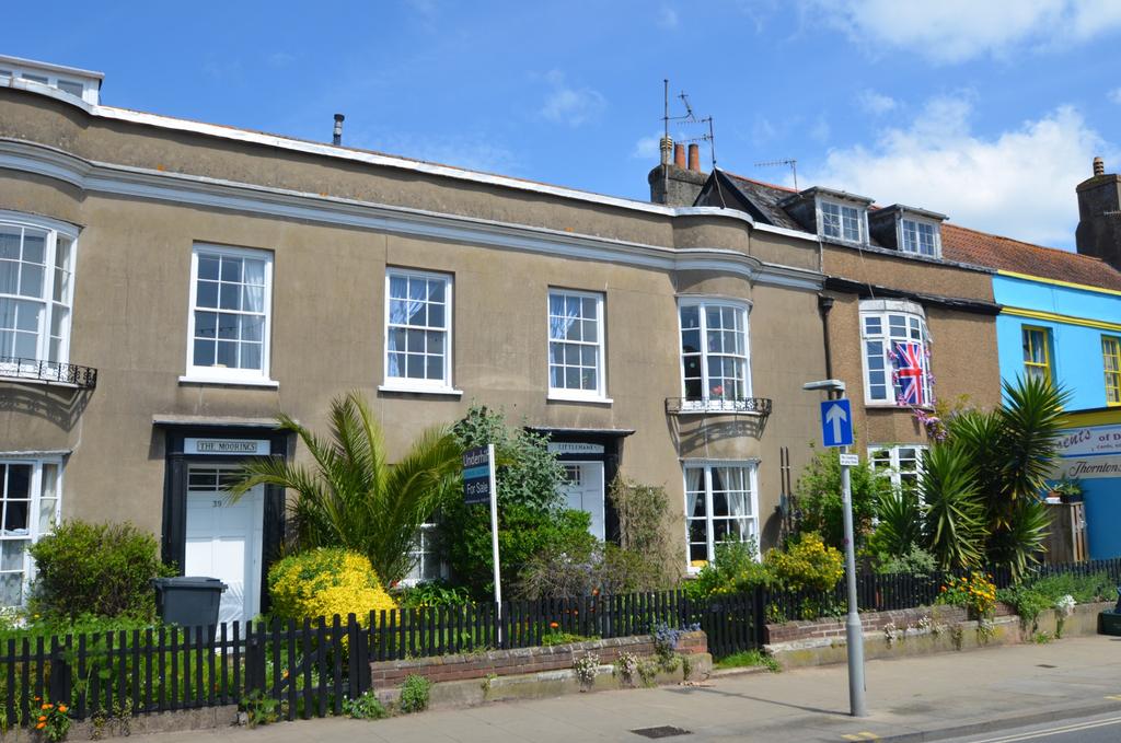 Dawlish EX7 5 bed terraced house for sale - £300,000