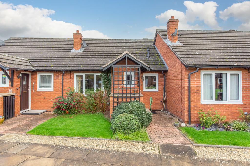 Orchard Court, Tenbury Wells, Worcestershire, WR15 8EZ 2 bed terraced