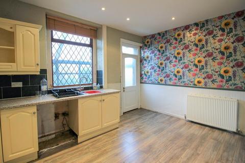 3 bedroom terraced house for sale, Shaw Street, Glossop SK13