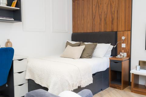 undefined, Apt 19,  Live Oasis Piccadilly, Live Oasis Piccadilly M1