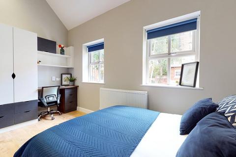 1 bedroom apartment to rent, 29 Springfield Mount LS2