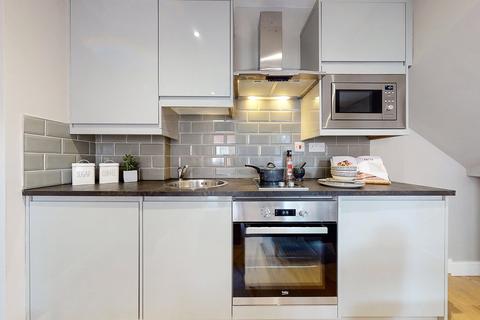1 bedroom apartment to rent, 29 Springfield Mount LS2