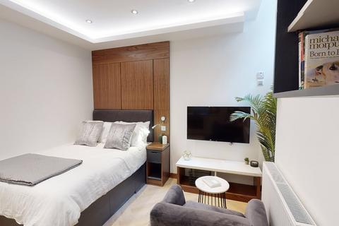 undefined, Apt 3,  Live Oasis Piccadilly, Live Oasis Piccadilly M1