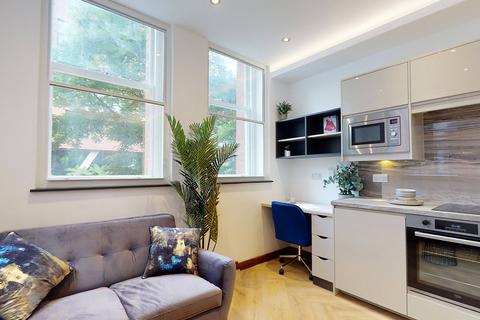 undefined, Apt 8,  Live Oasis Piccadilly, Live Oasis Piccadilly M1