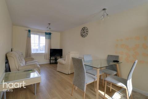 22 Coniston Avenue, Purfleet, RM19 1PQ