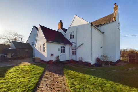 5 bedroom farm house for sale, Lullington Road, Coton-in-the-Elms