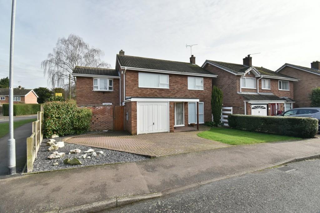 Meadow Rise, BartonunderNeedwood 4 bed detached house for sale £550,000