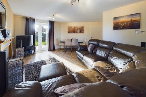 82 Derby Road, Uttoxeter, ST14 8EA