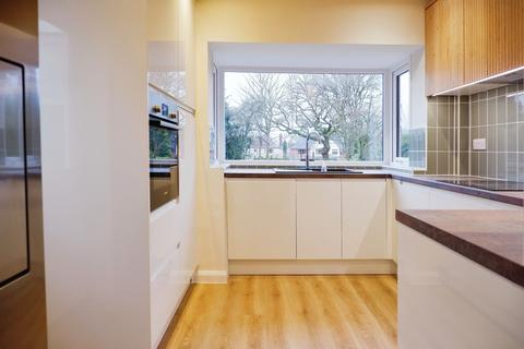 62 Bedford Drive, Sutton Coldfield, B75 6AX