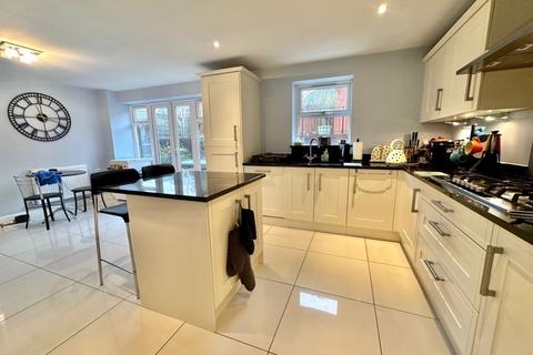 5 bedroom detached house for sale, Beacon Drive, Newton Abbot