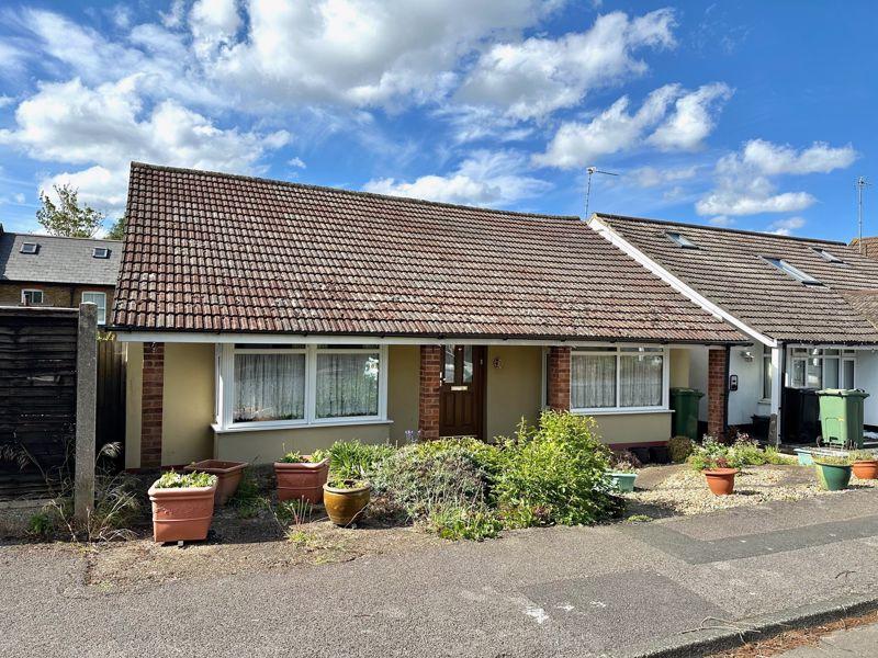 Beech Way, Epsom 3 bed detached bungalow for sale £499,950
