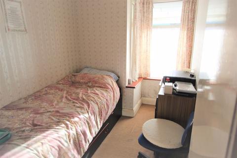 1 Beech Way, Epsom, KT17 4NG