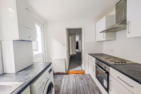 1 bedroom flat to rent, Herbert Road, Plumstead, London SE18