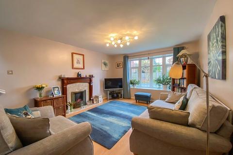 4 Newcott Close, Wolverhampton, WV9 5QZ