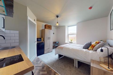 Mixed use to rent, Richmond Terrace on Crowhall Lane, Gateshead NE10