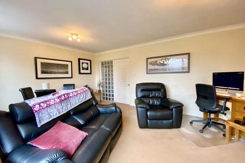 Flat 15, Cedarwood Four Oaks Road, Sutton Coldfield, B74 2SH