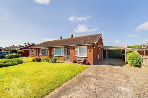 3 bedroom semi-detached bungalow for sale, Chapelfield, Freethorpe, NR13