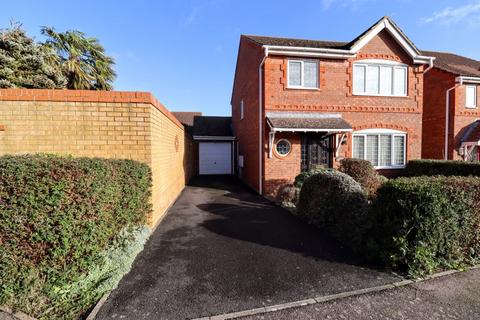 3 bedroom detached house for sale, Cornwall Grove, Bletchley