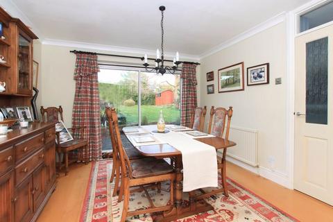 16 Branksome Close, Hemel Hempstead, HP2 7AG