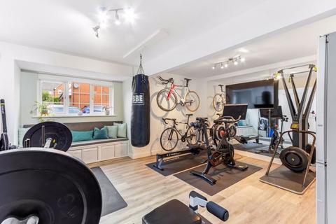 3 Sell Close, Cheshunt, Waltham Cross, EN7 6XE