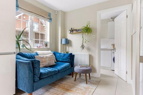 3 Sell Close, Cheshunt, Waltham Cross, EN7 6XE