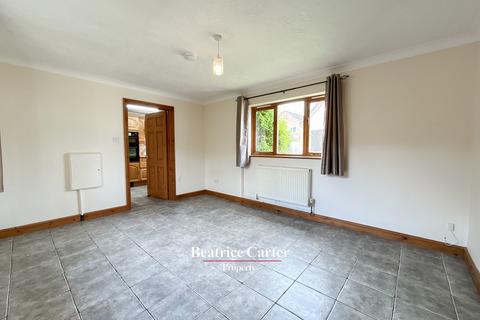 1 Bramble Walk, Beck Row, Bury St Edmunds, IP28 8UF
