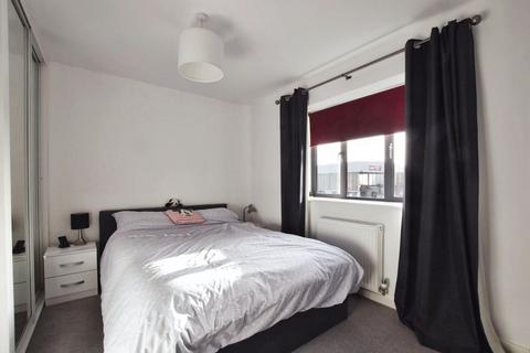 Flat 2, 184 Castle Street, Salisbury, SP1 3UA