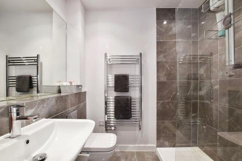 Flat 2, 184 Castle Street, Salisbury, SP1 3UA